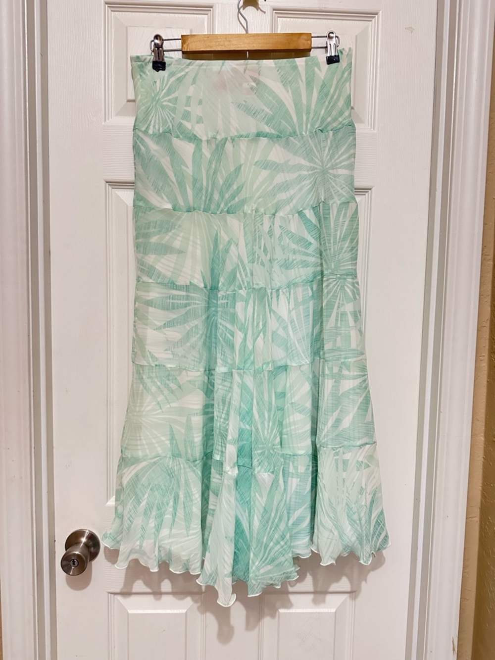 Ruby Rd. Mint Green and White Palm Print Skirt